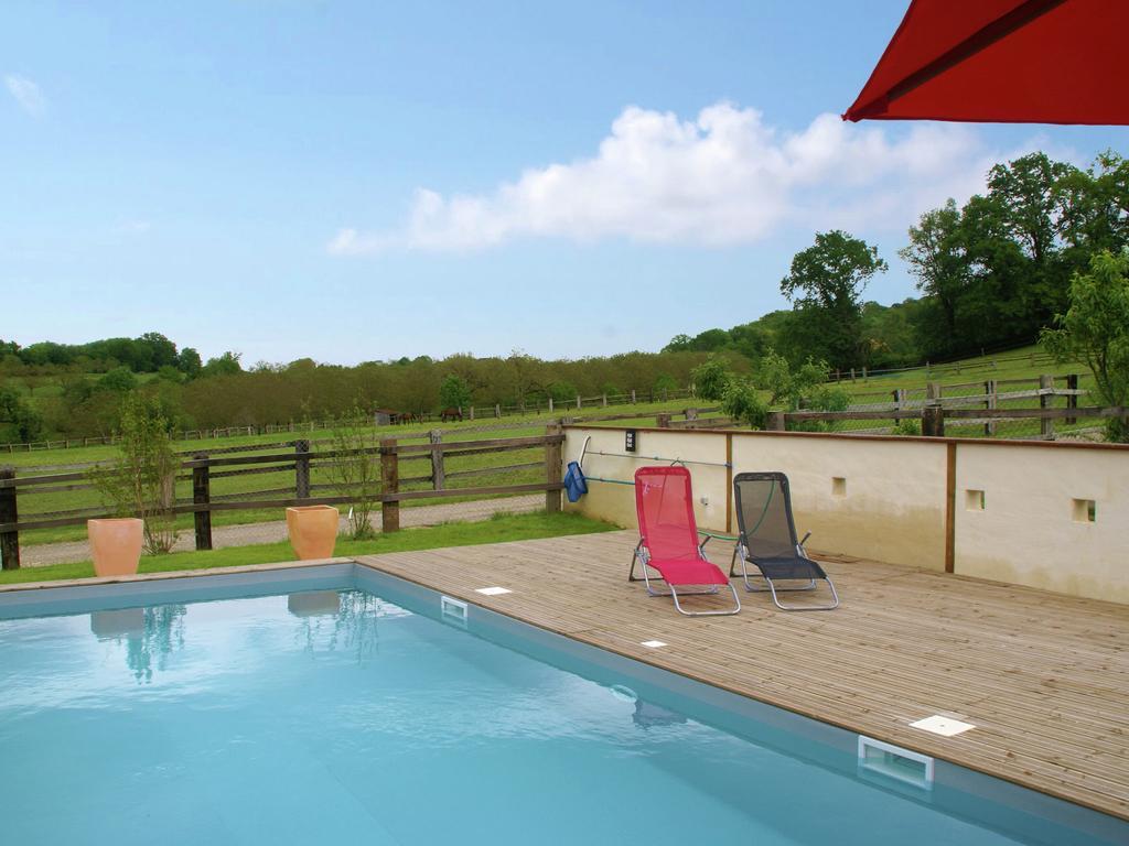 Modern Holiday Home With Private Pool Loubressac Eksteriør billede